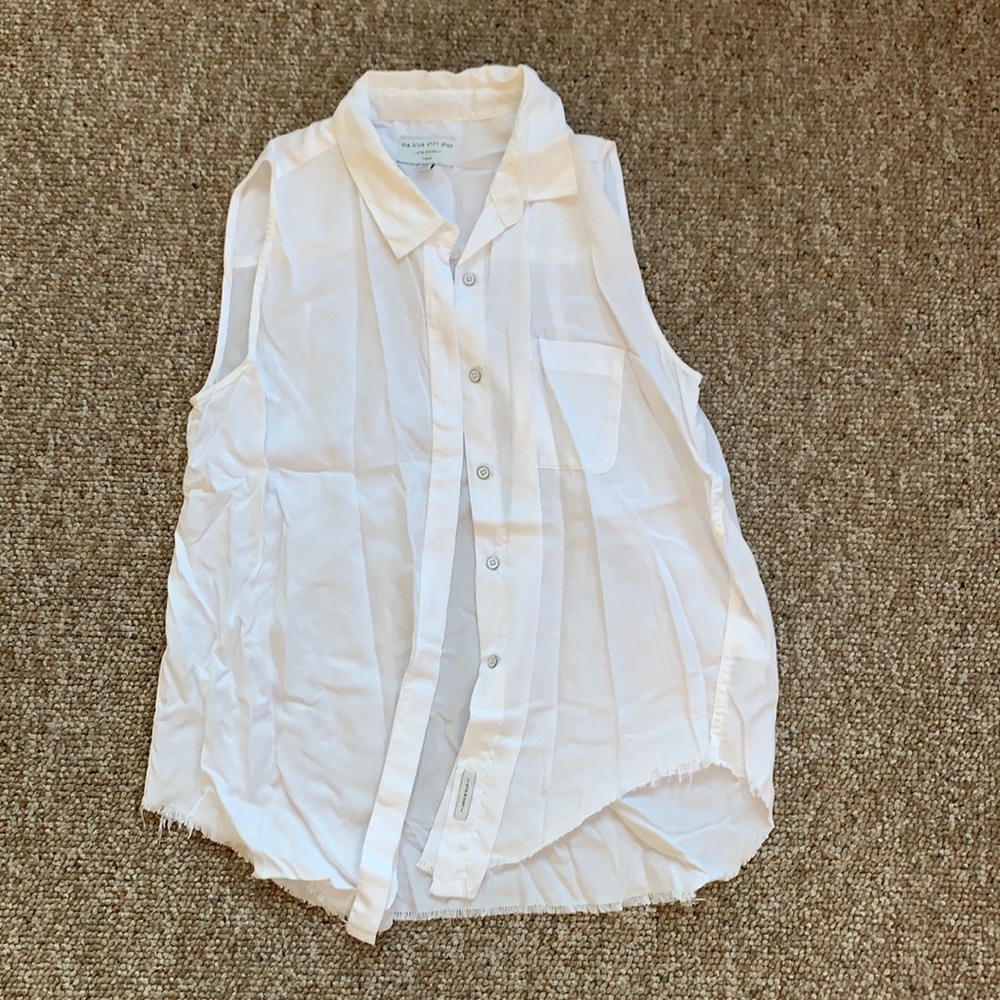 White cut-off linen button down